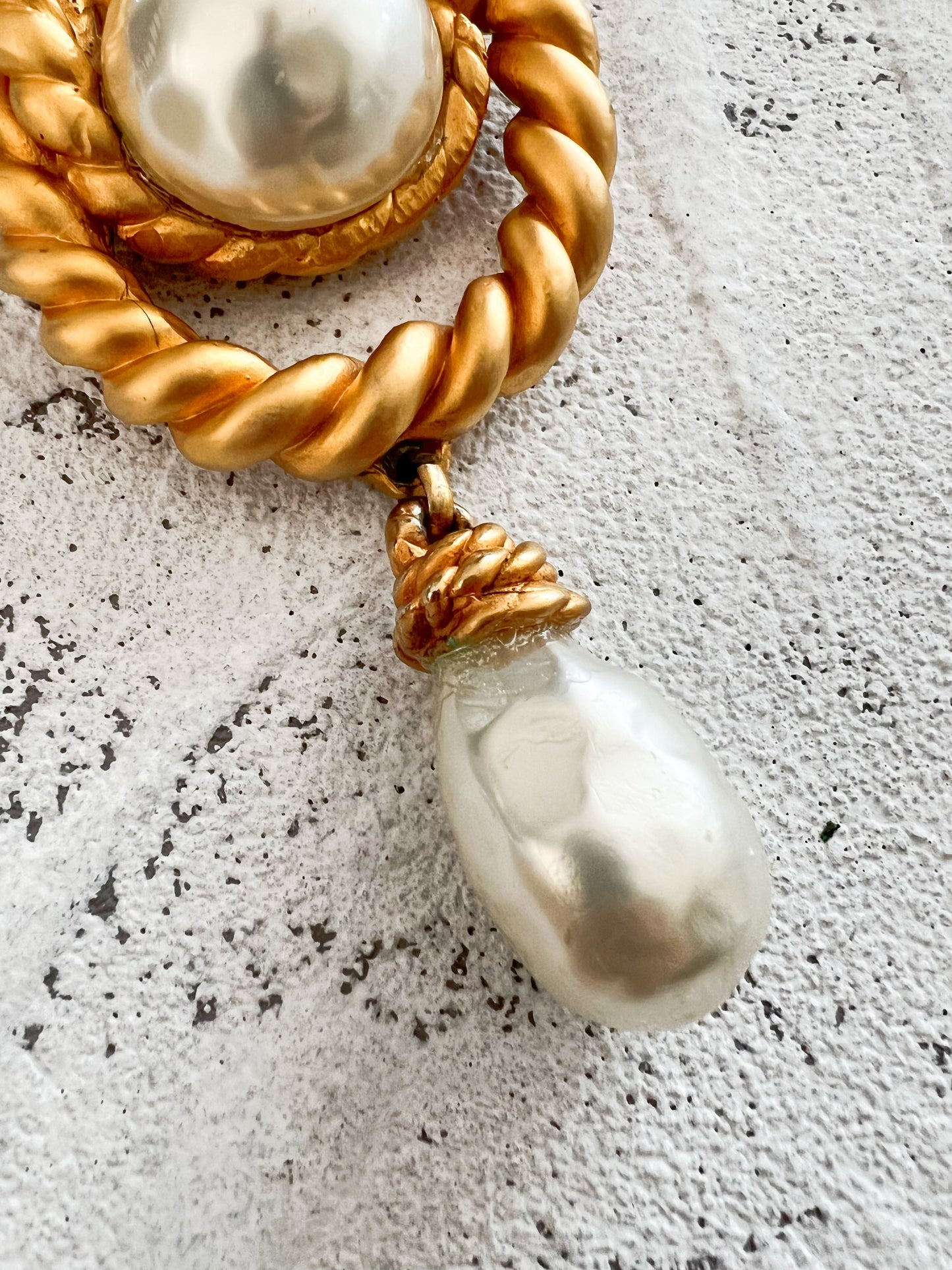 Vintage Chanel 1990 Runway XL Pearls Brooch