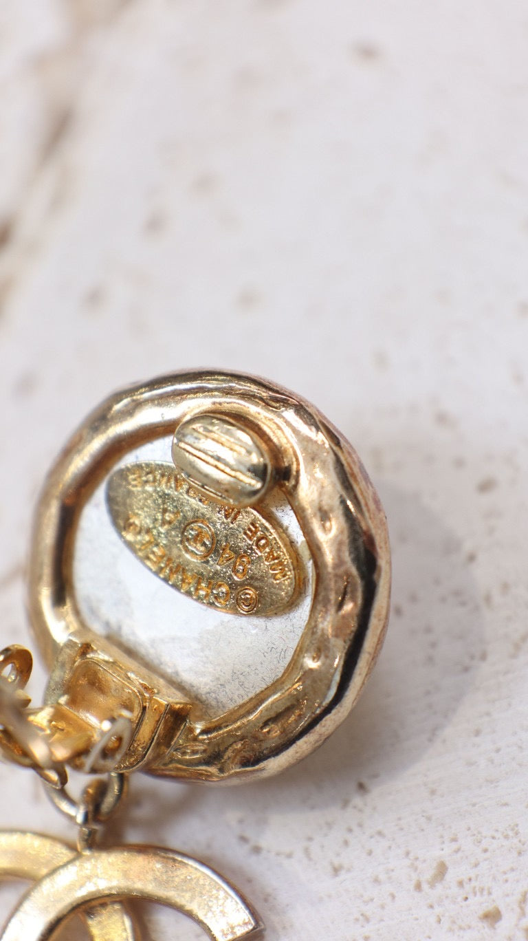 Vintage Chanel 94A CC Pearl Ear Clips