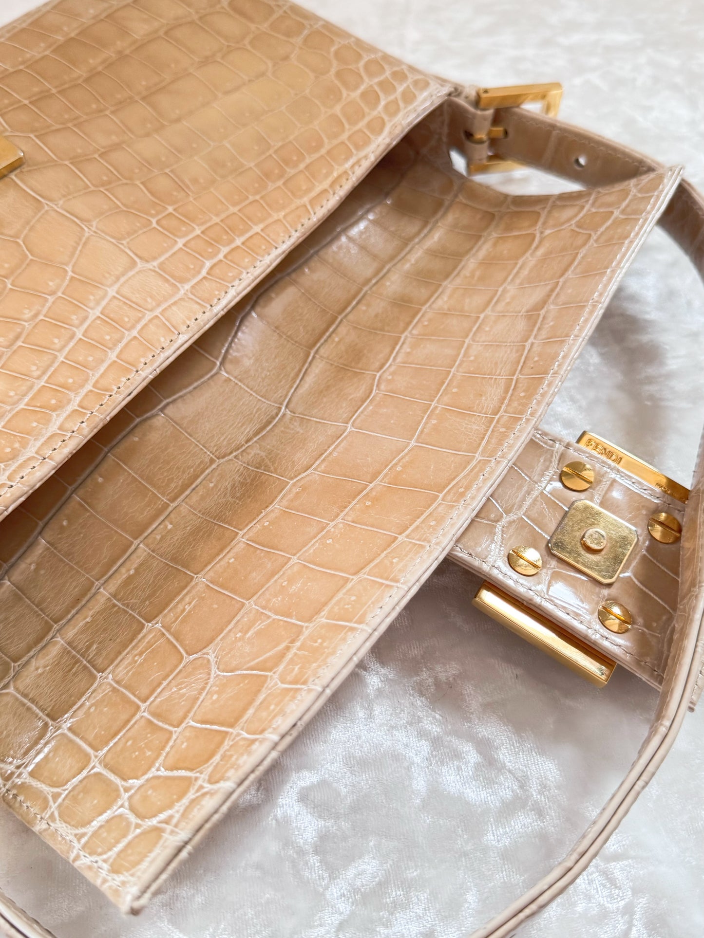 Fendi Beige Alligator Baguette 