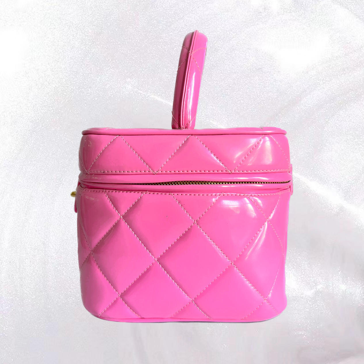 Vintage Chanel 1995P Barbie Pink Vanity Heart Mirror Bag