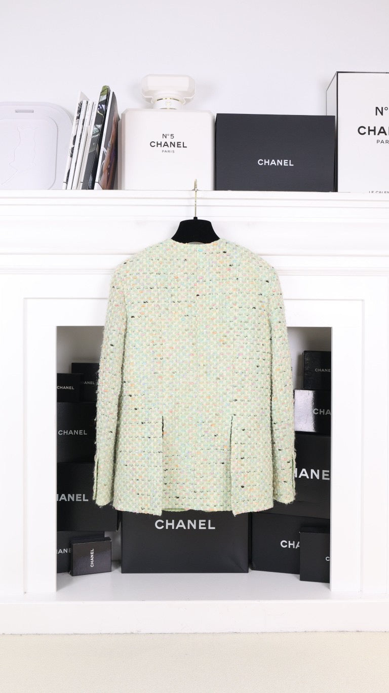 Vintage Chanel 94P Light Green Tweed Jacket