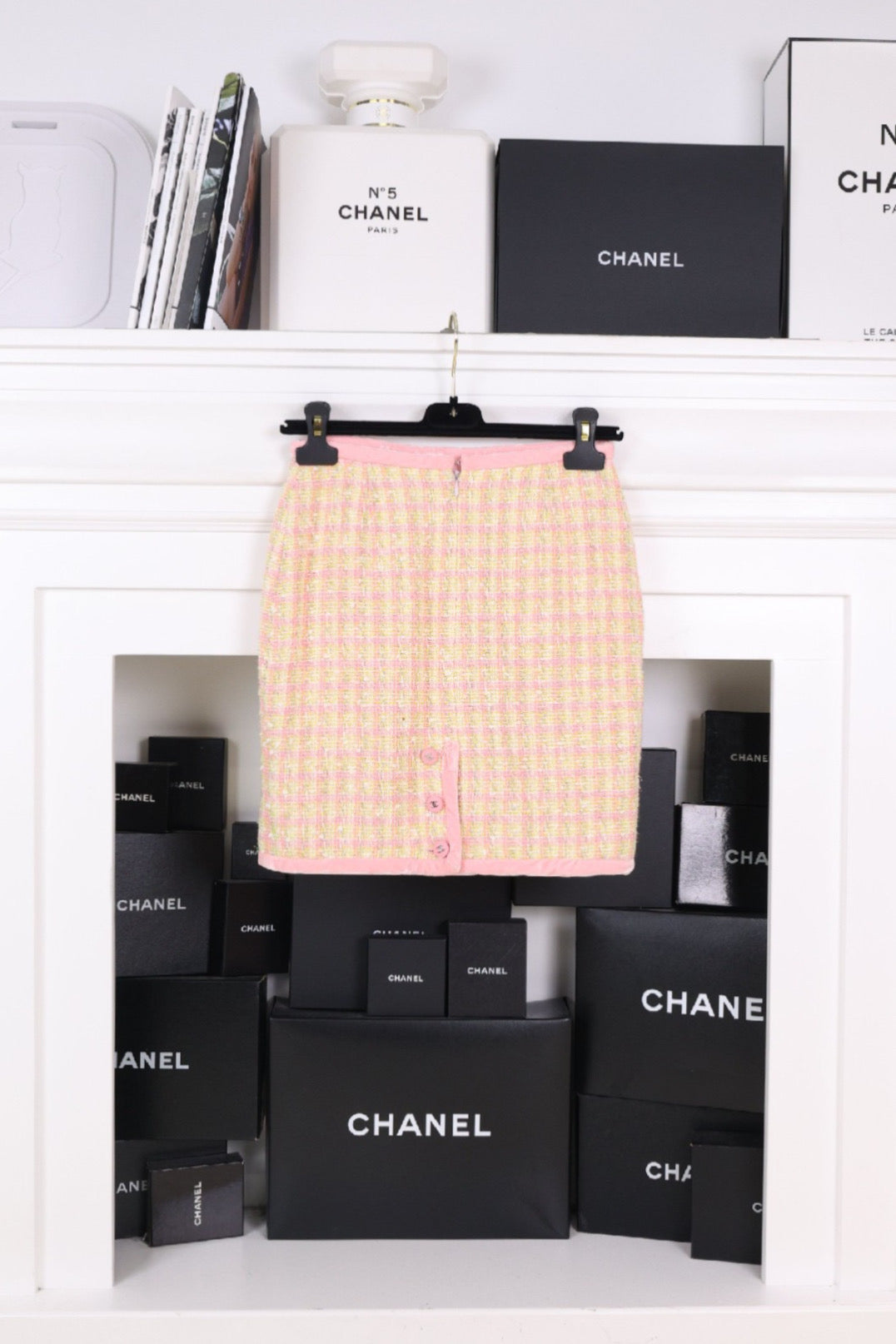 Vintage Chanel 96P Yellow Pink Grid Set