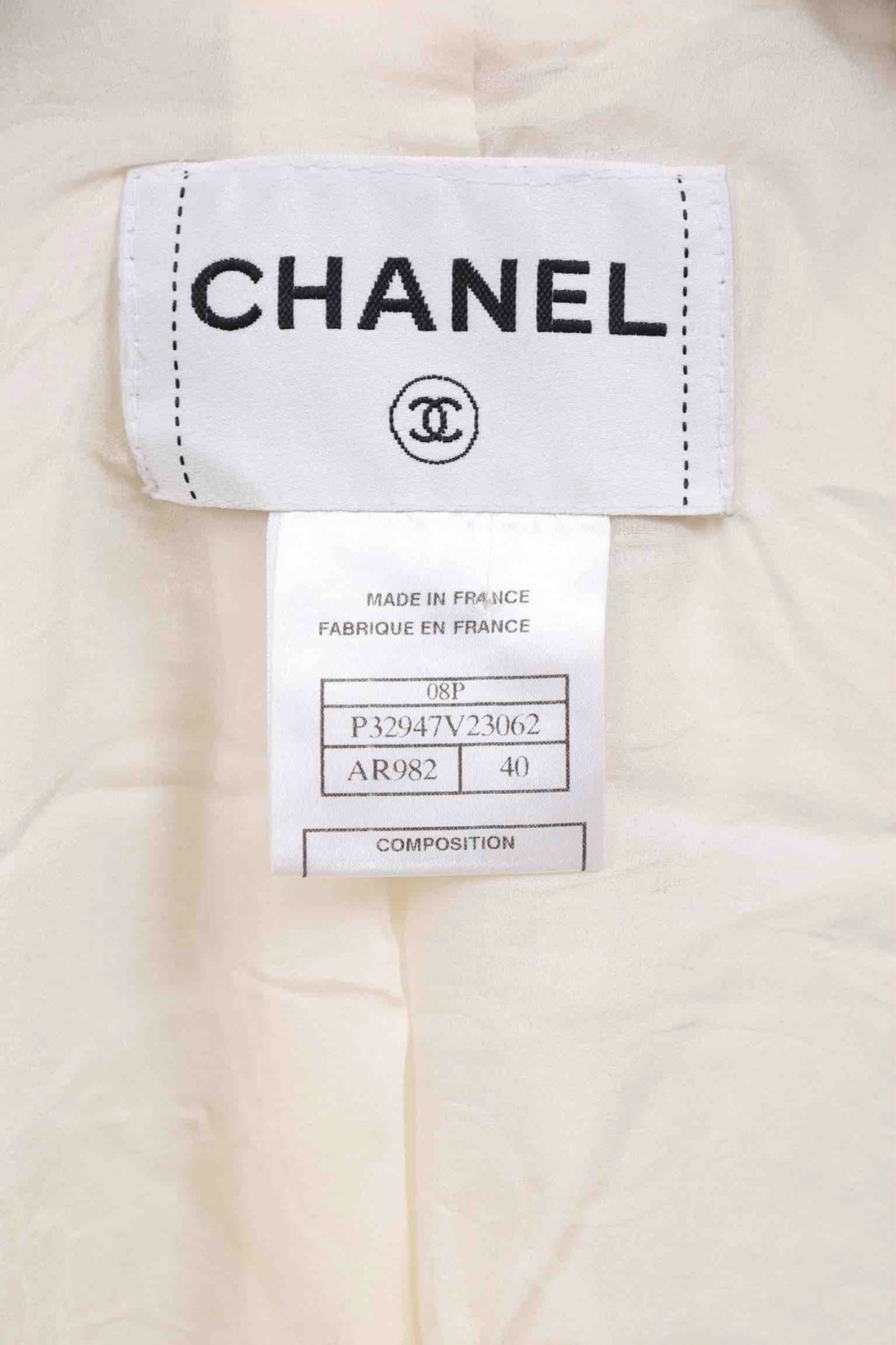 Chanel 08 Runway White Tweed P earl Chains Jacket