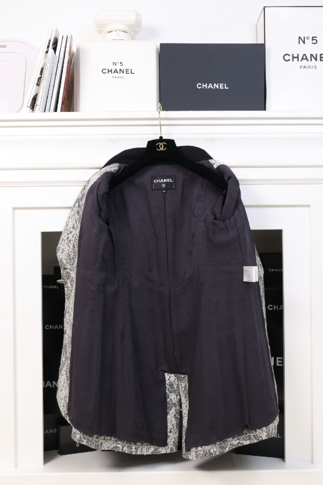 Chanel 16AW Roma Laced Coat