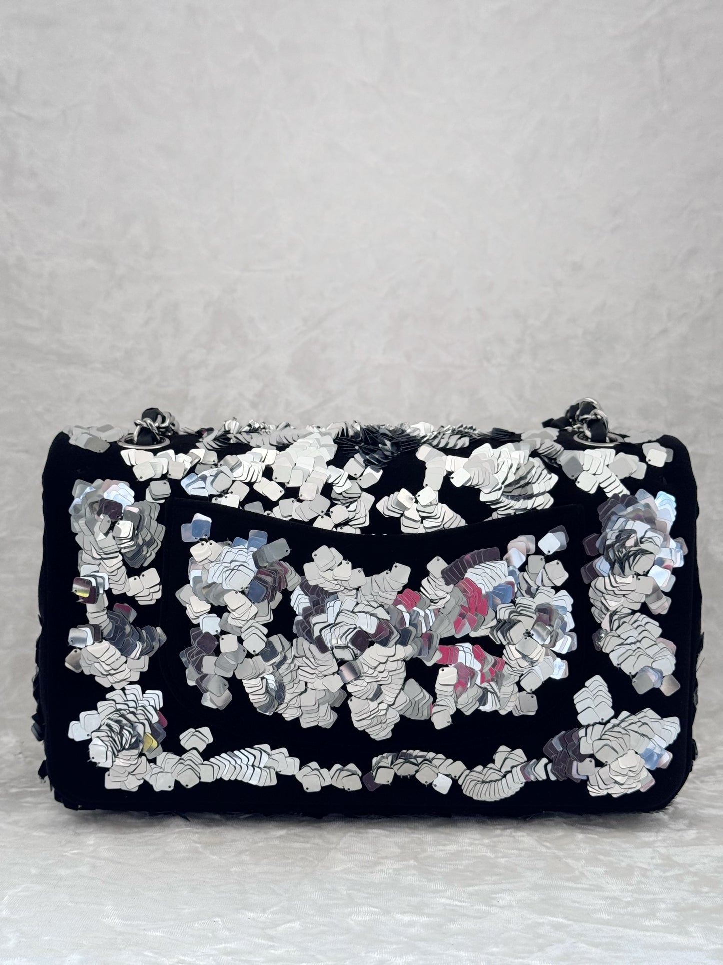 Chanel 2022 Metiers d’Art Velvet Sequined CF